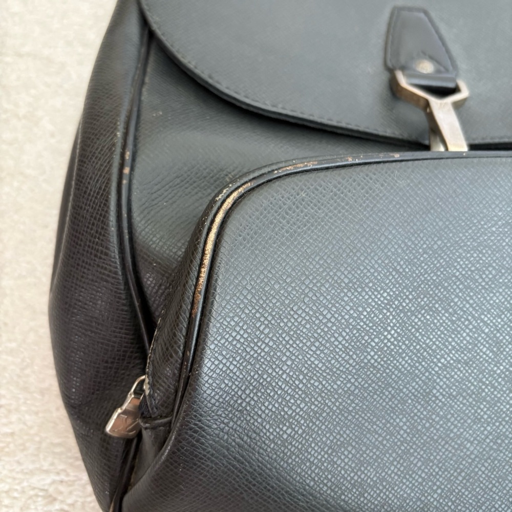 Louis Vuitton Taiga Leather Cassiar Backpack - Picture 3 of 16